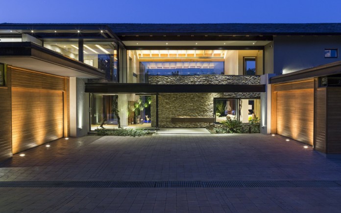 Blair-Atholl-by-Nico-van-der-Meulen-Architects-2