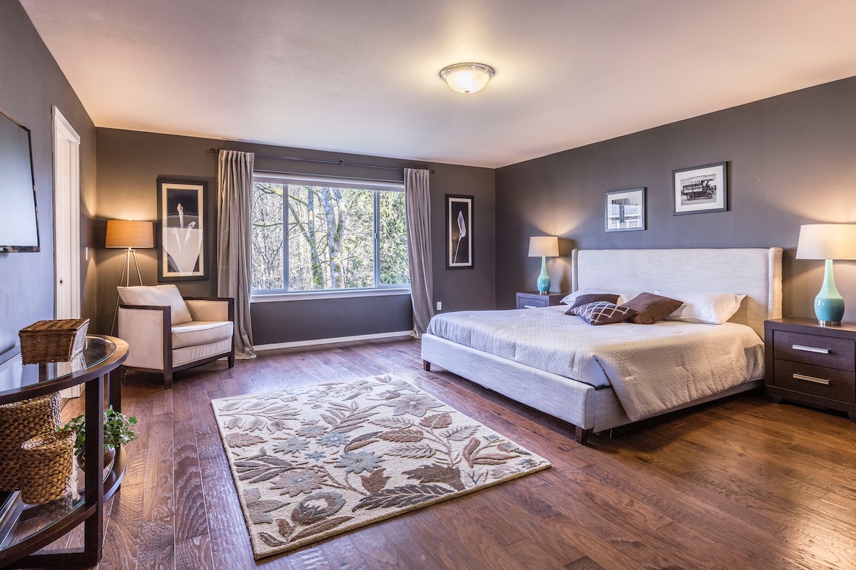 6 Smart Tips On Designing Your Master Bedroom