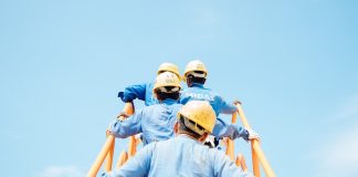 Choosing The Right Colorado Siding Contractor For Your Project