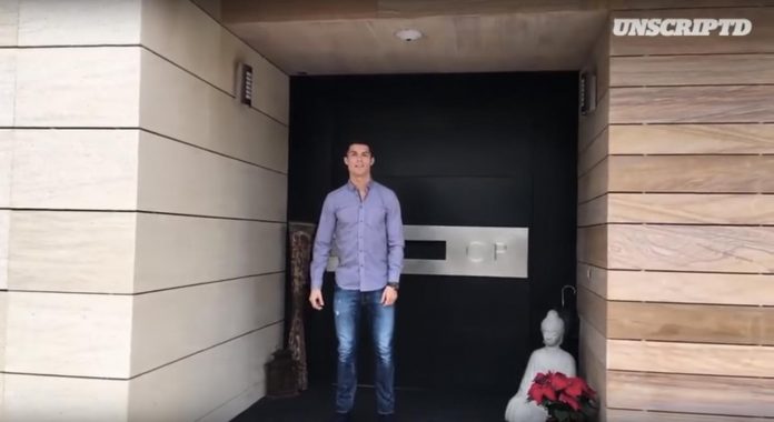 inside-cristiano-ronaldos-house-pozuelo-de-alarcon-spain-01
