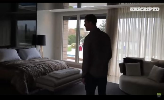 inside-cristiano-ronaldos-house-pozuelo-de-alarcon-spain-04