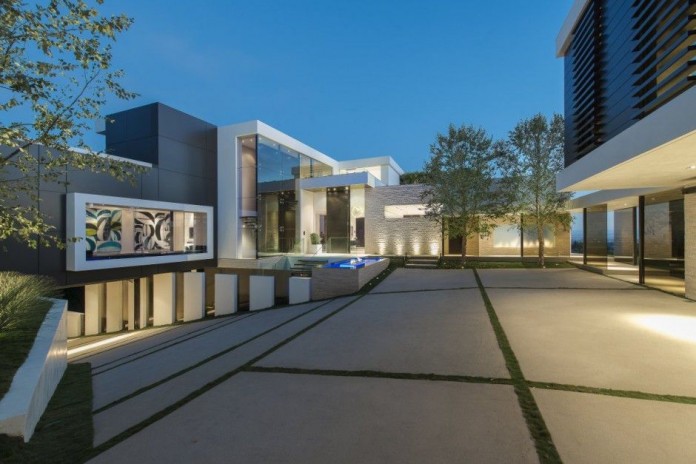 modern-residence-Laurel-Way-5