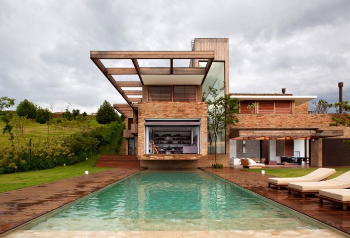 MP-Quinta-da-Baronesa-House-05
