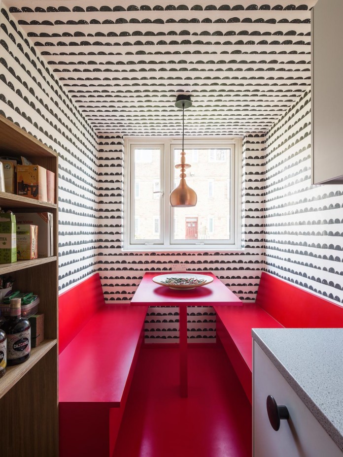studio-alexander-fehre-design-apartment-filippo-colourful-484-square-foot-home-city-london-03